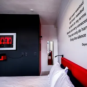 Rock Lobster Bed & Breakfast